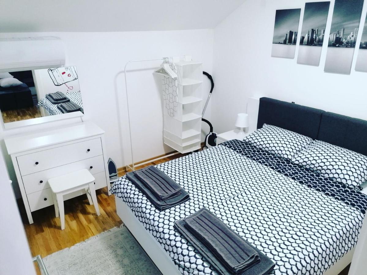 Nenadovic Apartman Obrenovac  외부 사진